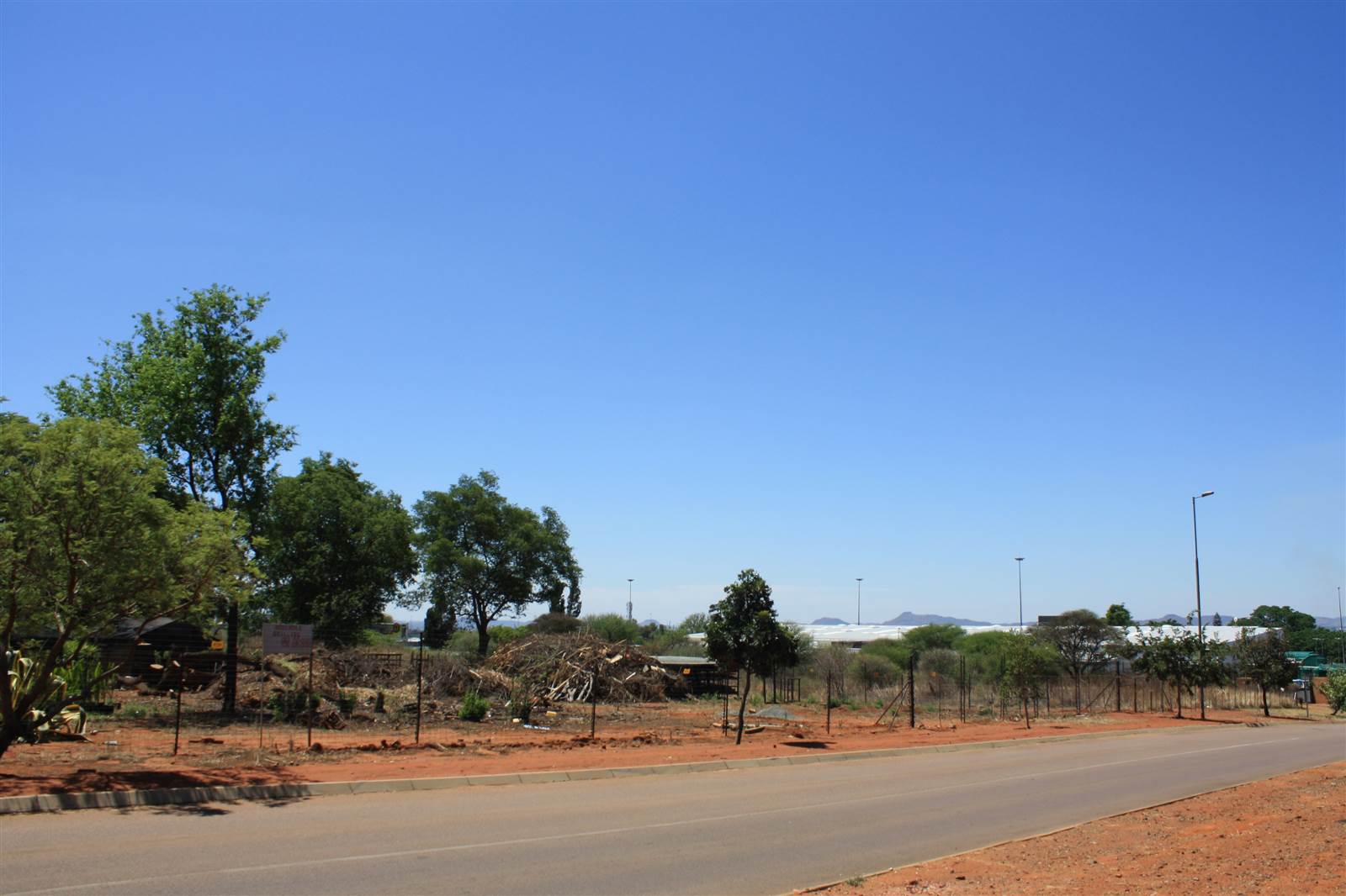 5.7 ha Land available in Waterkloof East photo number 6