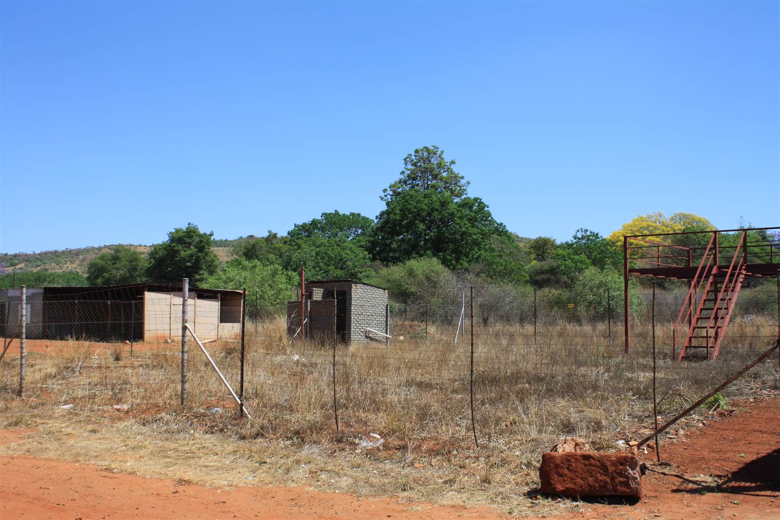 5.7 ha Land available in Waterkloof East photo number 2