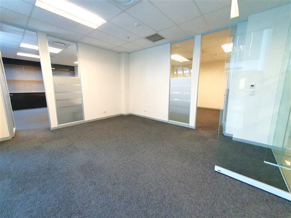 131  m² Office Space in Sandown