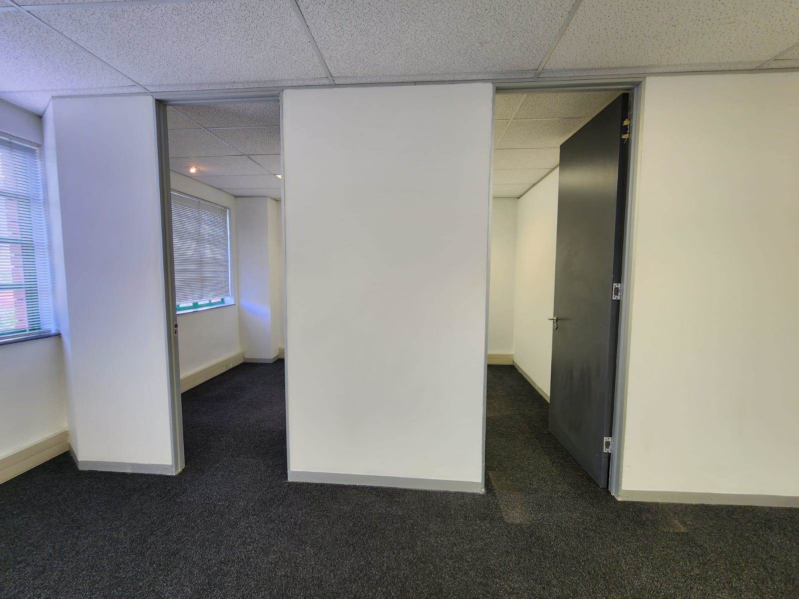 232  m² Commercial space in Claremont photo number 11