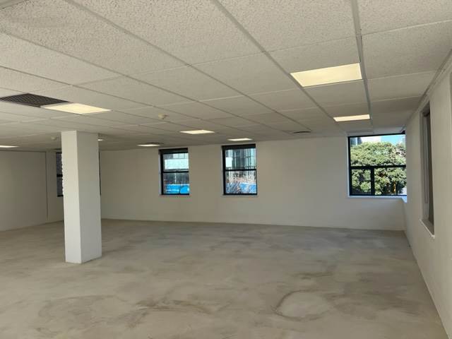 411  m² Commercial space in Claremont photo number 16