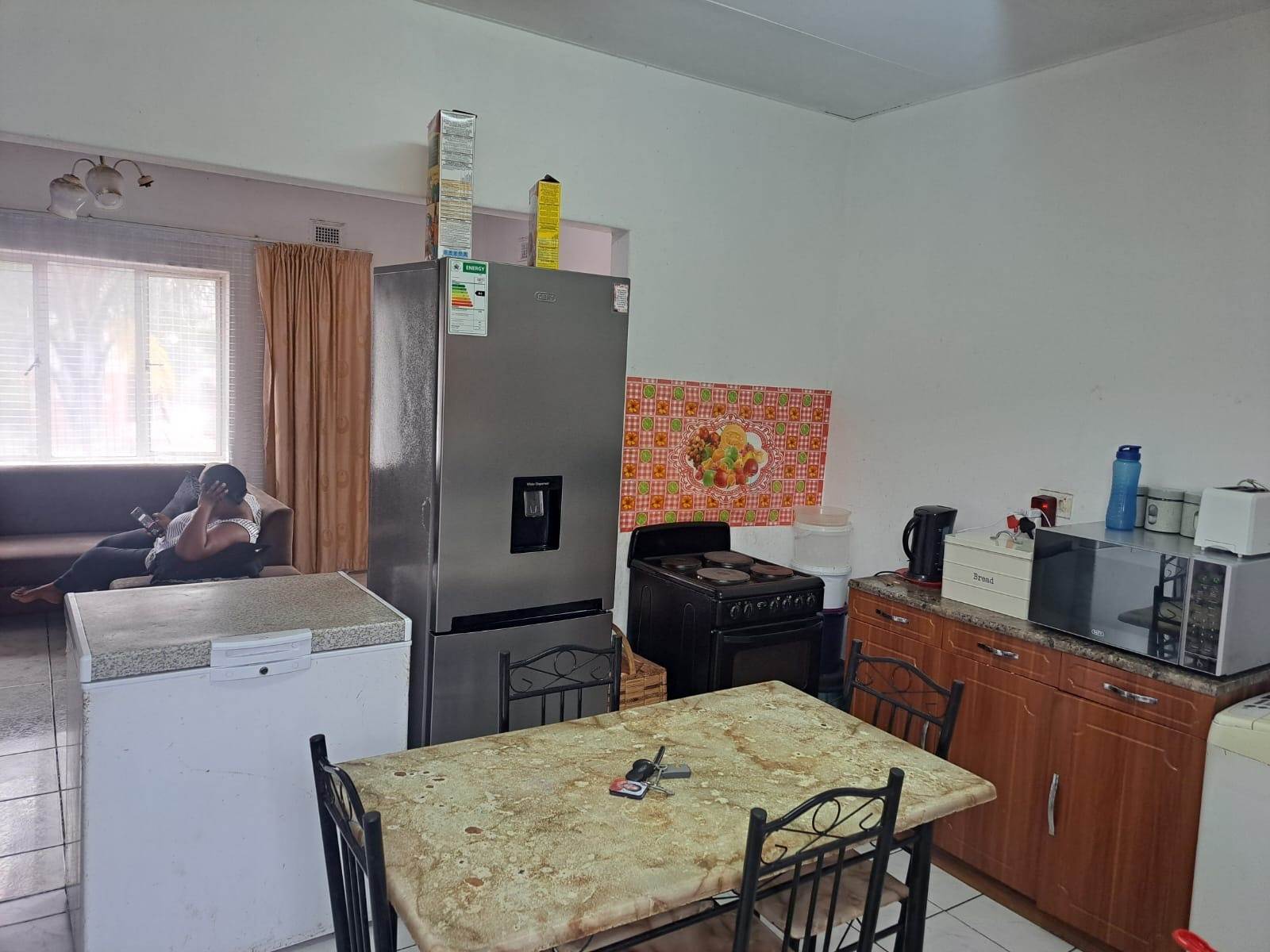 2 Bed Flat in Stanger Central photo number 1
