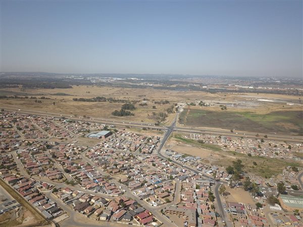 9 213 m² Land 9 213 m² Land