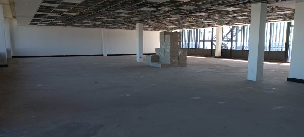 432  m² Commercial space in New Town Centre photo number 12