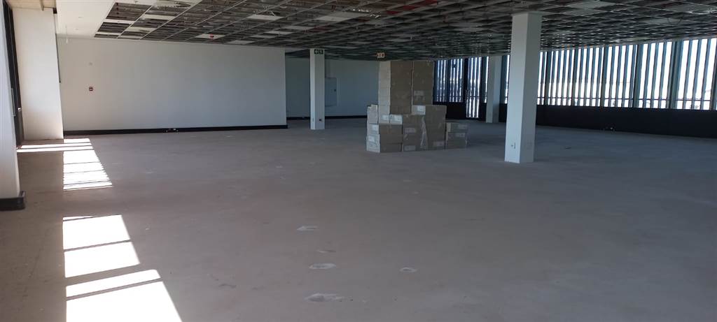 432  m² Commercial space in New Town Centre photo number 11