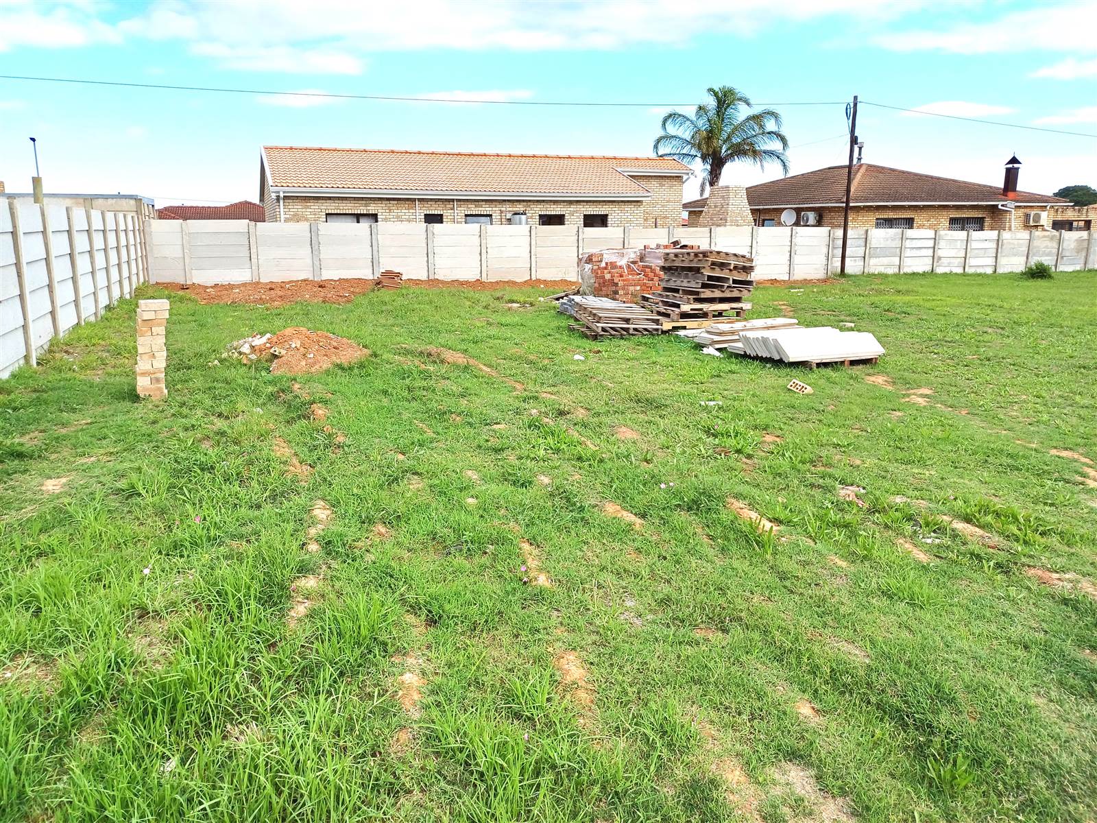 420 m² Land available in Vanes Estate photo number 1