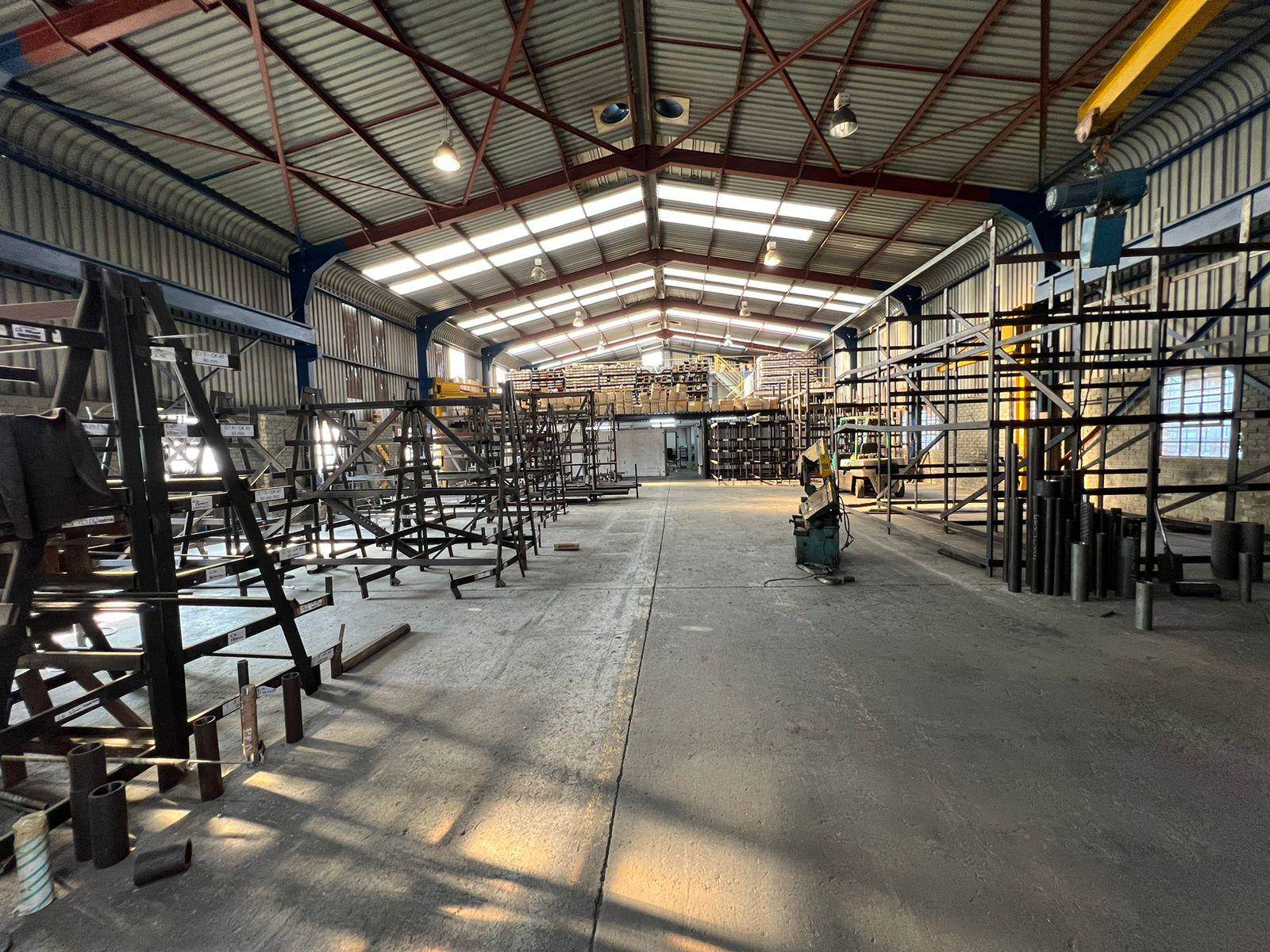 1000  m² Industrial space in Driehoek photo number 6