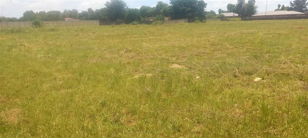 1079 m² Land available in Kookrus photo number 4