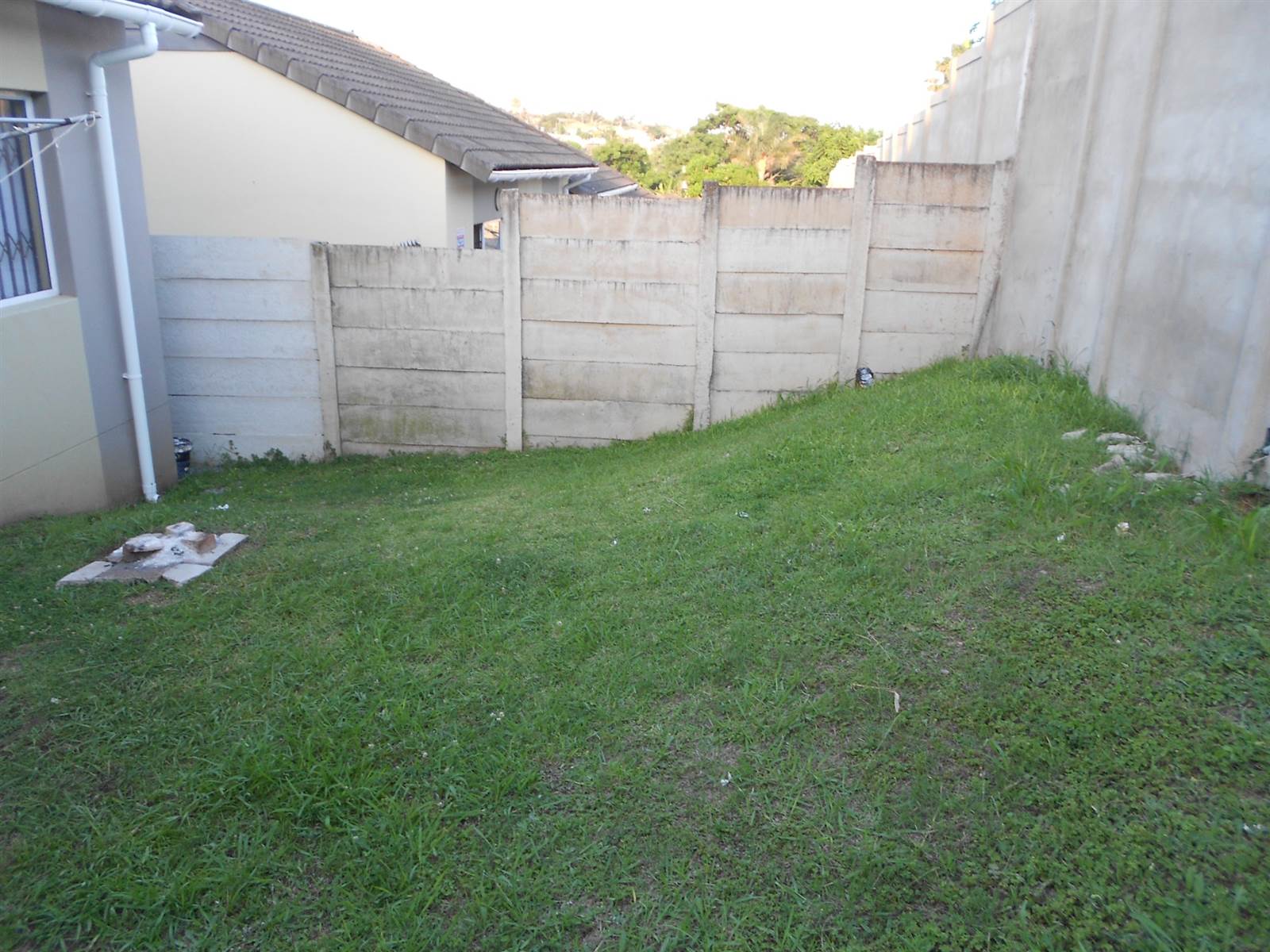 2 Bed Townhouse in Southernwood photo number 16