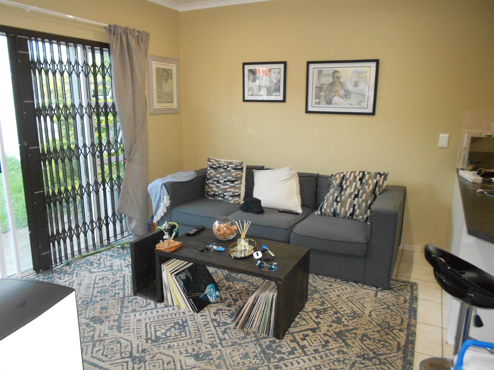2 Bed Townhouse in Southernwood photo number 1