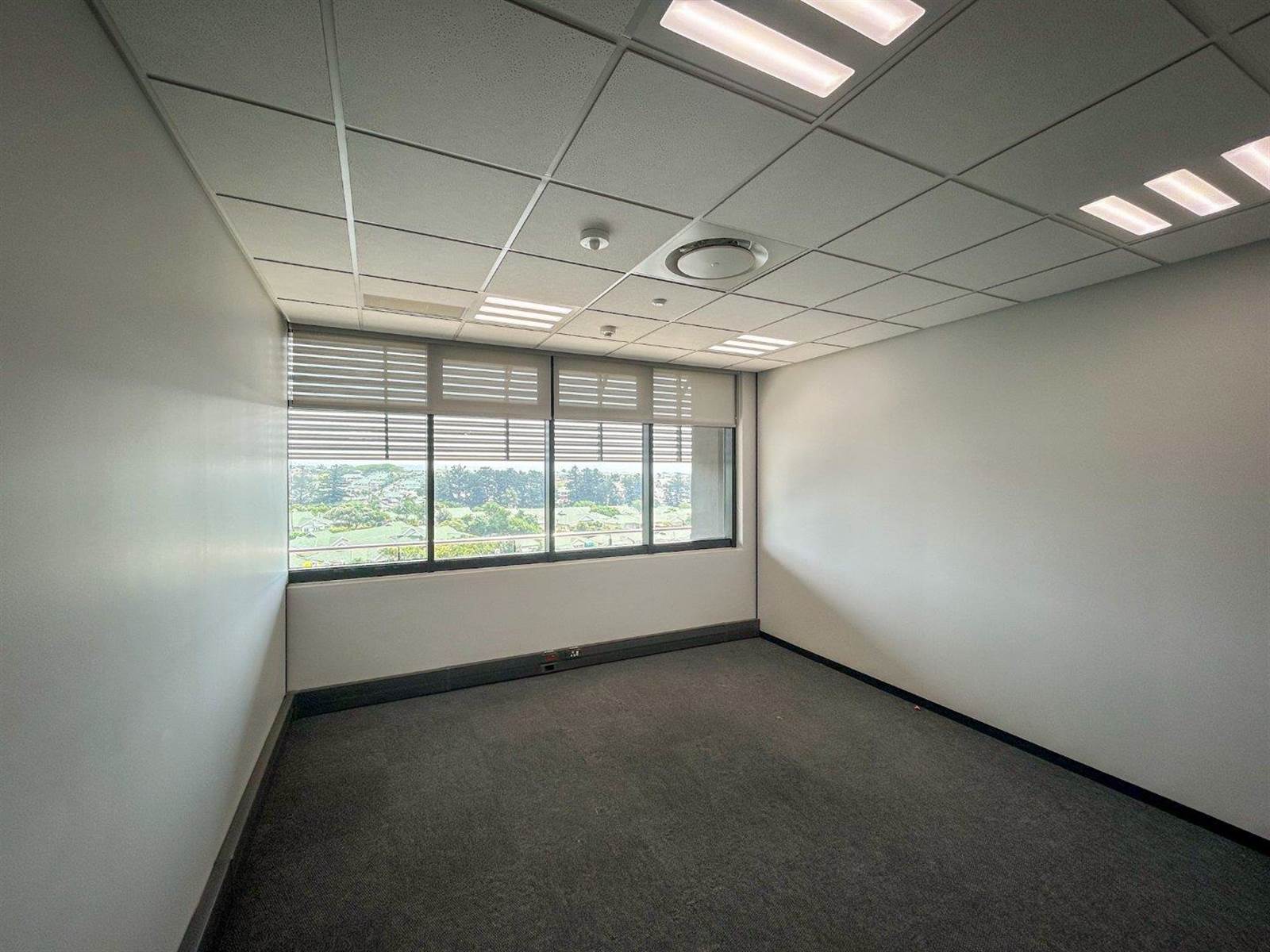 604.96  m² Office Space in Somerset Park photo number 6
