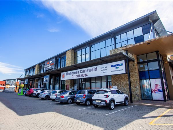 152  m² Commercial space in Carlswald
