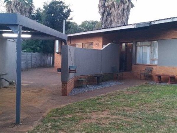 3 Bedroom House 3 Bedroom House
