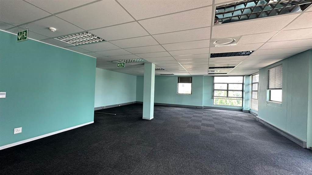 495  m² Commercial space in Highveld photo number 20