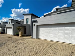 3 Bed House in Glen Eagles Estate
