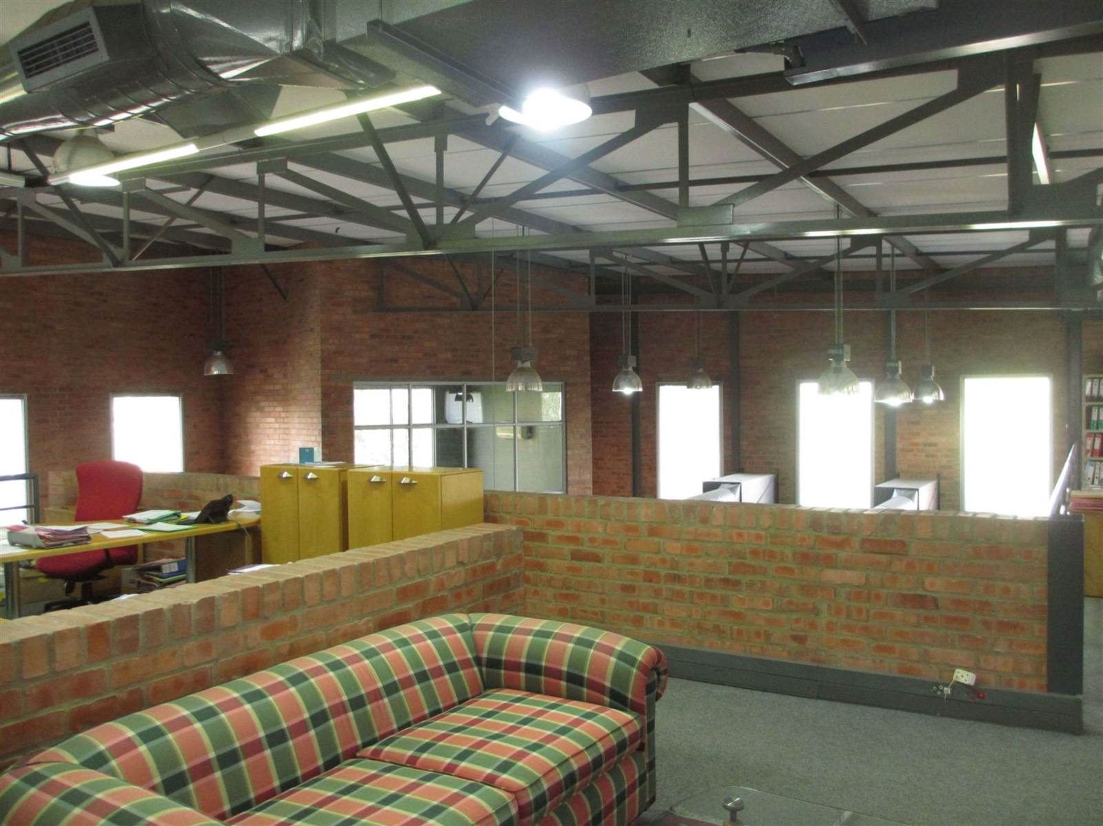 919  m² Commercial space in Fourways Gardens photo number 10