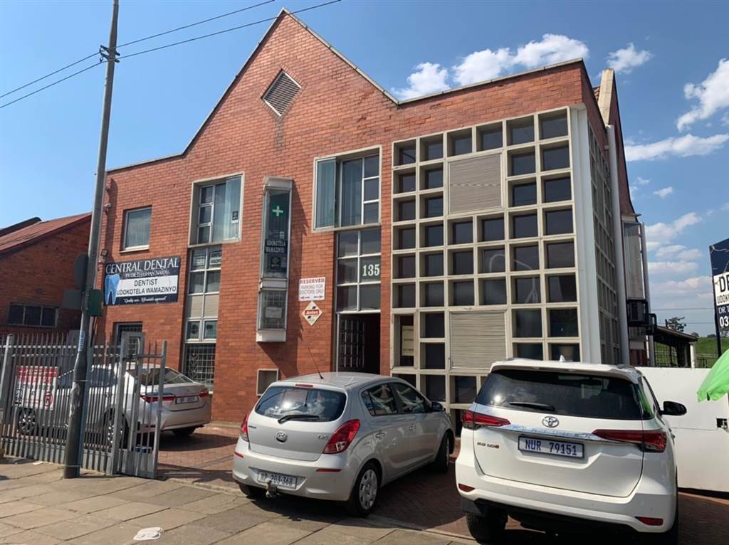 370  m² Commercial space in Pietermaritzburg Central photo number 2