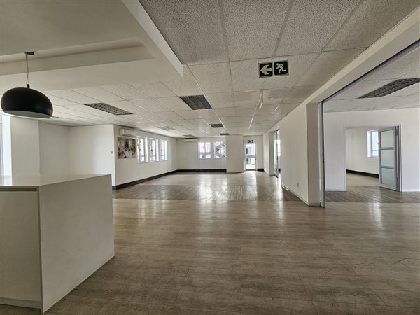 1224  m² Commercial space