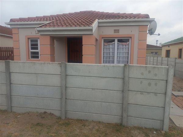 3 Bed House in Kuilsriver