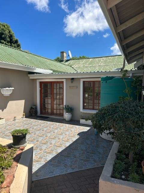 7 Bed House in Kokstad photo number 5