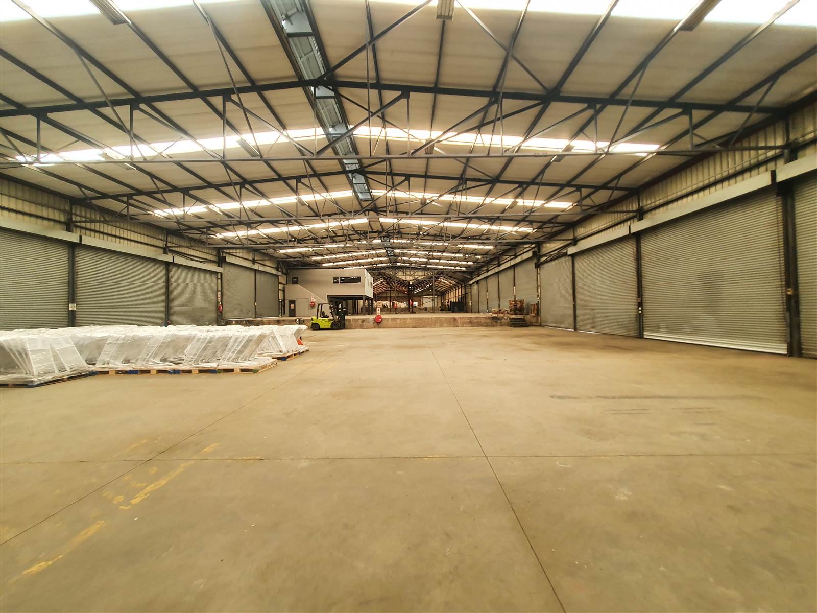 3554  m² Industrial space in Anderbolt photo number 2