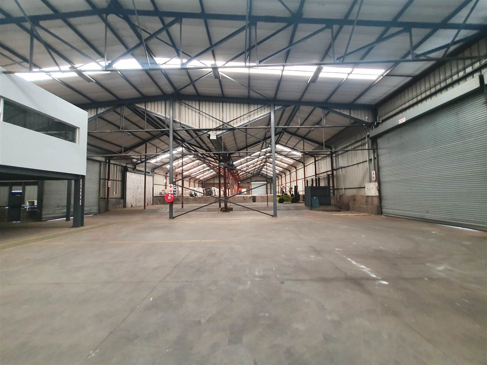 3554  m² Industrial space in Anderbolt photo number 4