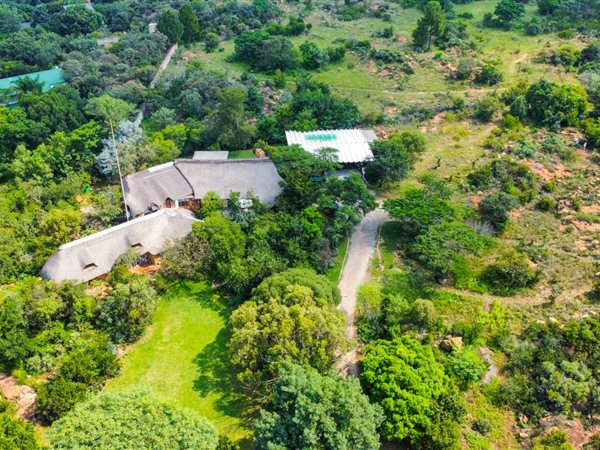 4 Bedroom House 4 Bedroom House