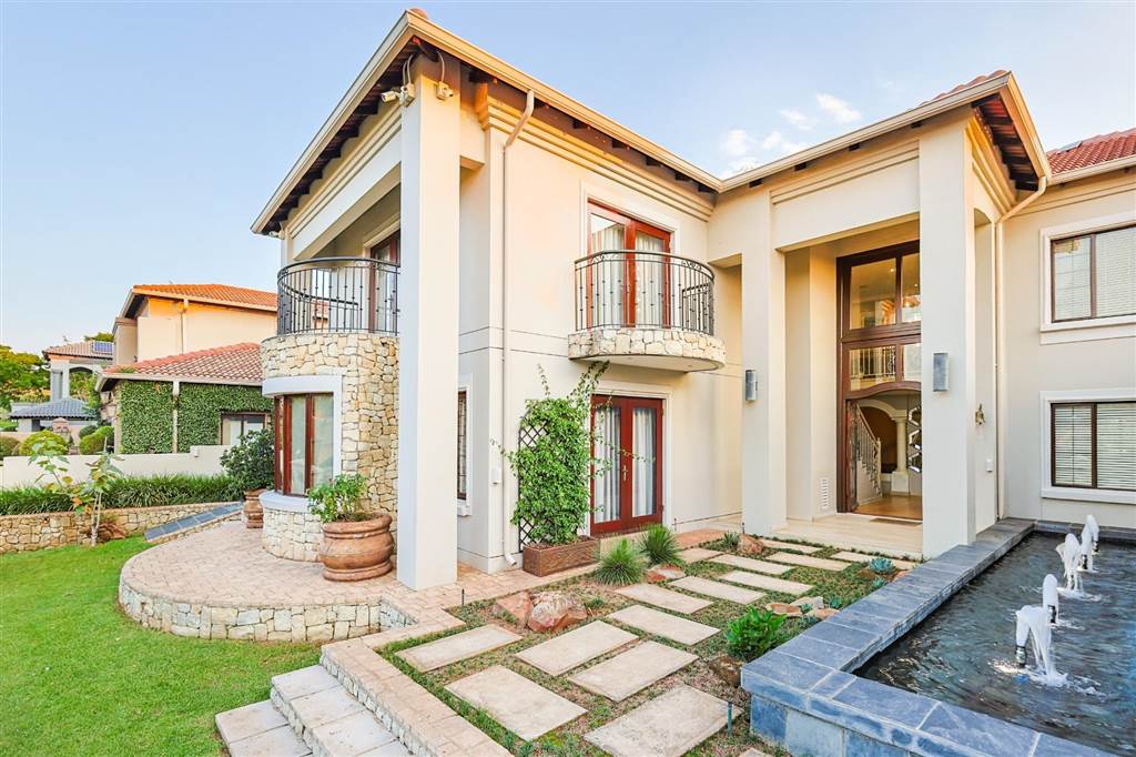 4 Bedroom House 4 Bedroom House