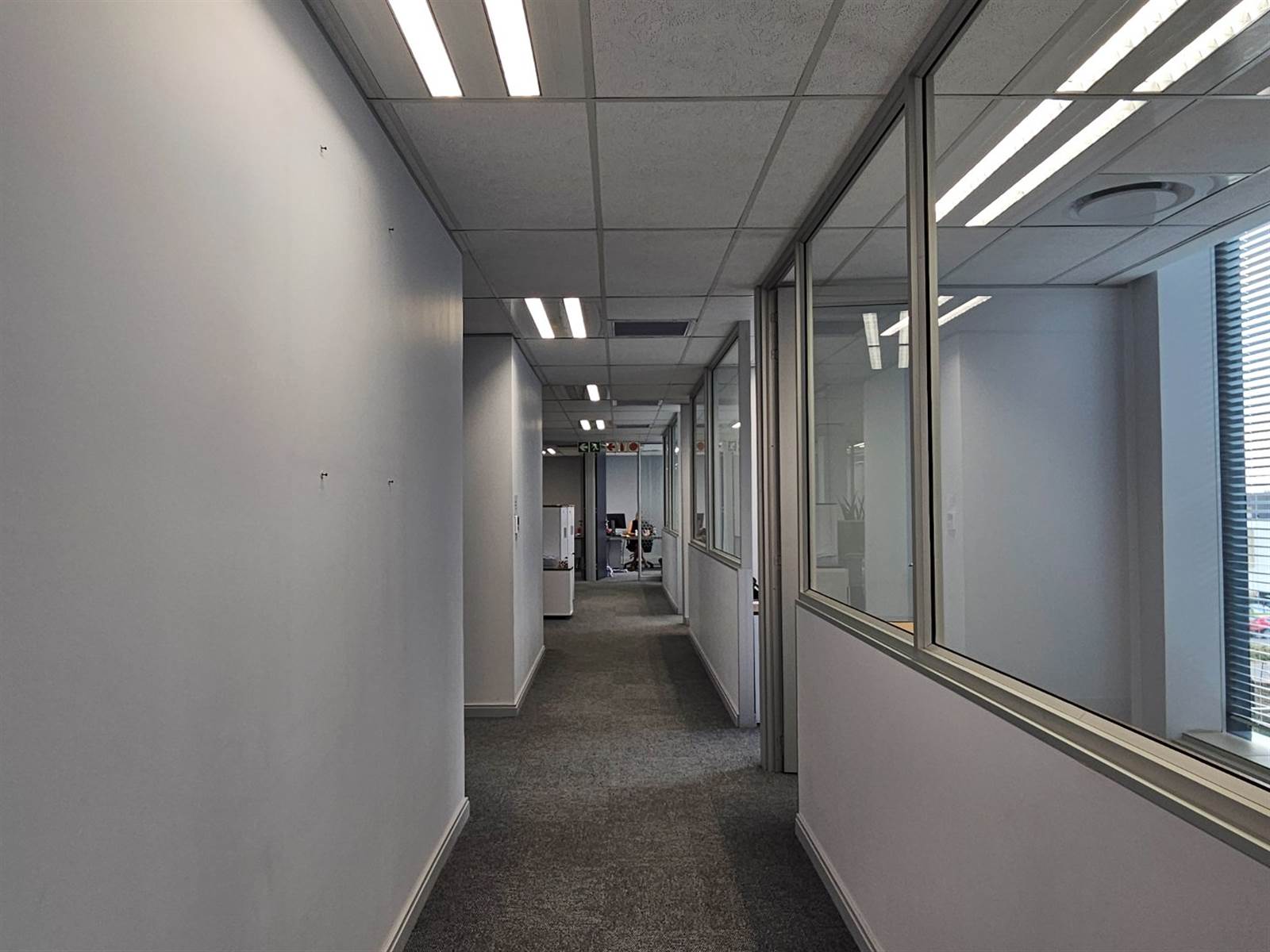 432  m² Commercial space in Bryanston photo number 19