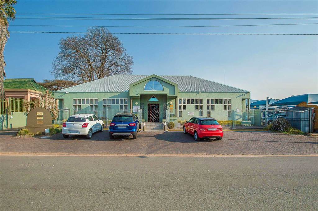 Commercial space in Krugersdorp Central photo number 2