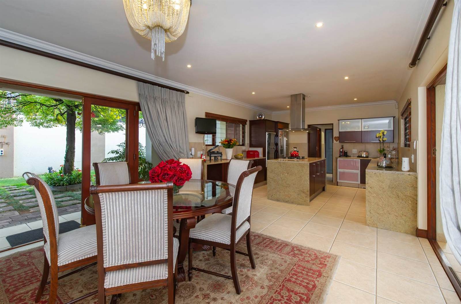 4 Bed House in Linksfield photo number 6