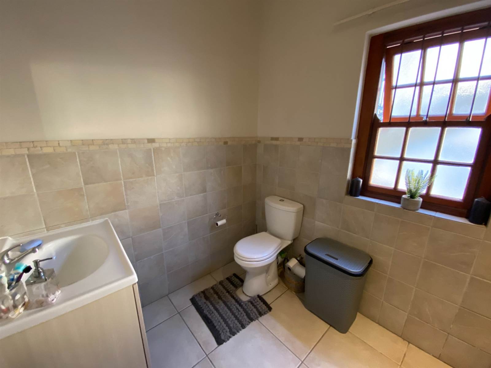 2 Bed Apartment in Paarl Central East photo number 14