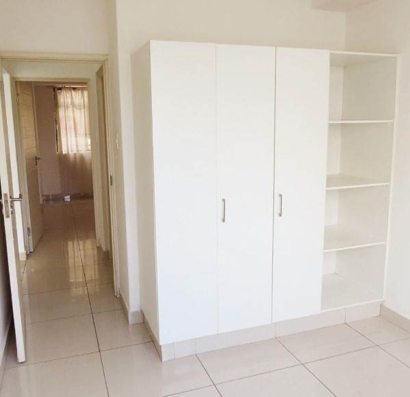 1 Bed Apartment in Umhlanga Ridge photo number 12