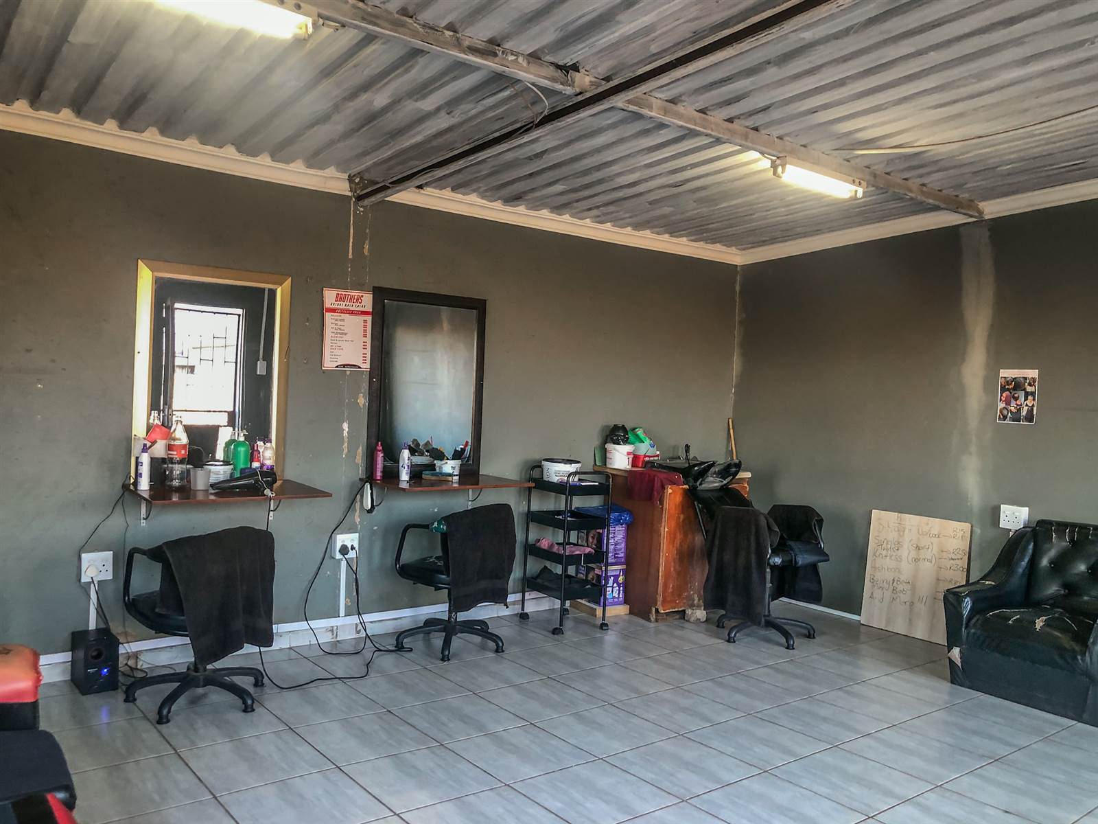 240  m² Commercial space in Lethlabile photo number 9