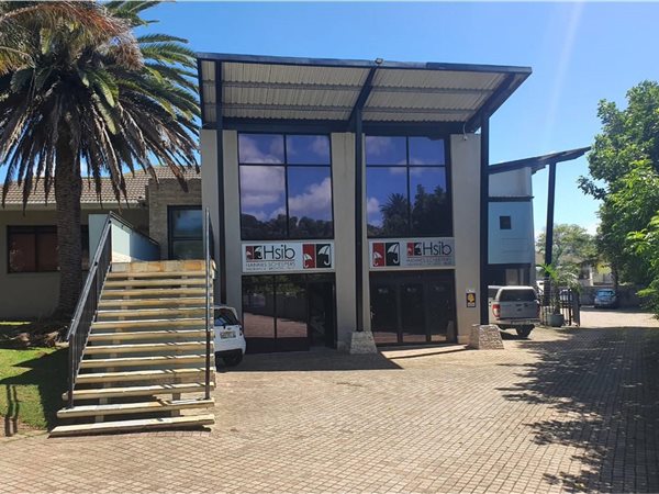 730  m² Commercial space