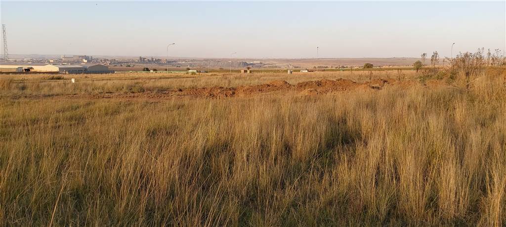 1930 m² Land available in Middelburg photo number 6