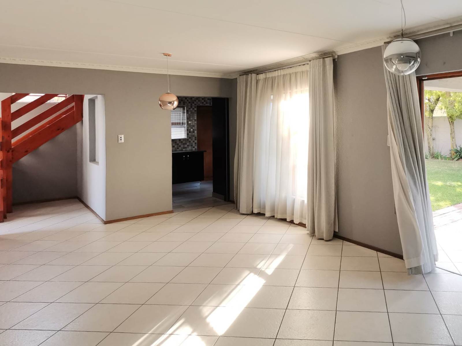 3 Bed House in Kyalami Hills photo number 8