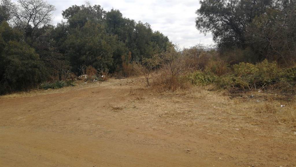 710 m² Land available in Zeerust photo number 3