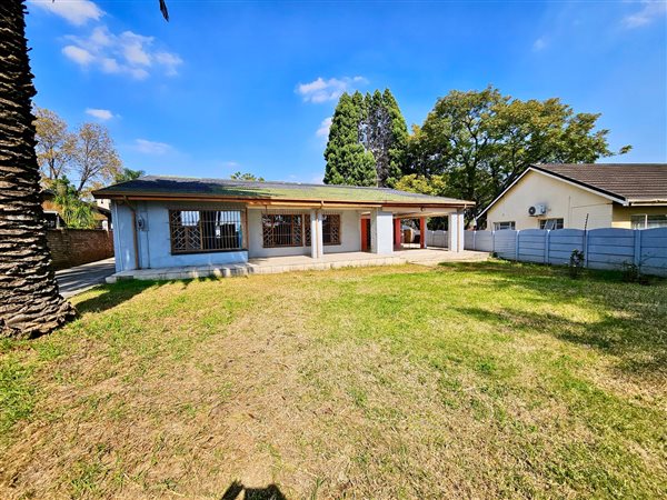 4 Bedroom House 4 Bedroom House