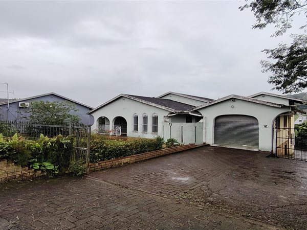 5 Bedroom House 5 Bedroom House