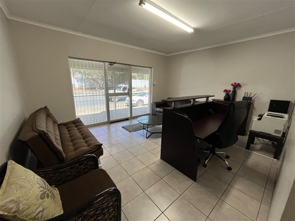 95 m² Commercial space 95 m² Commercial space
