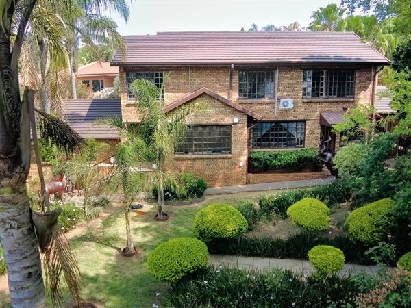 7 Bedroom House 7 Bedroom House