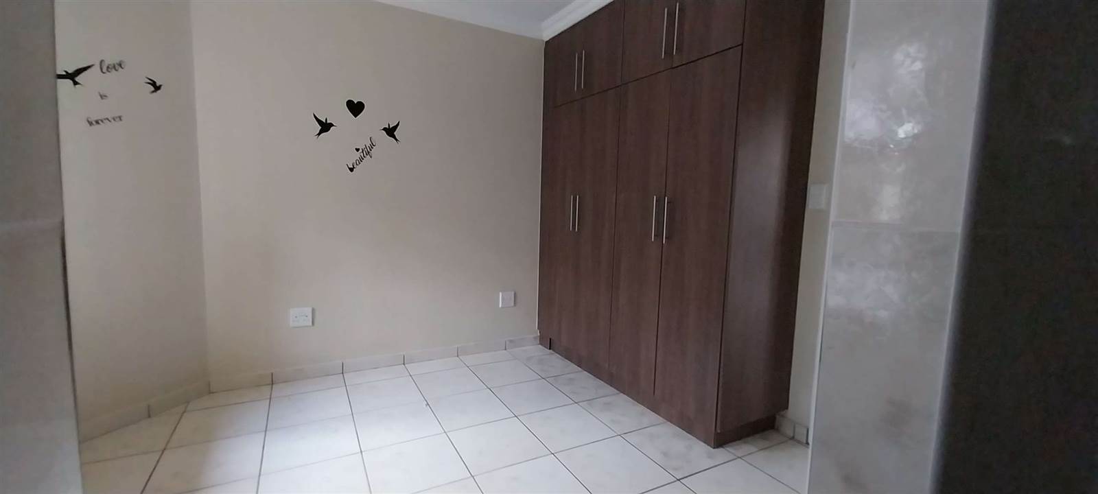 2 Bed Apartment in Manaba photo number 12
