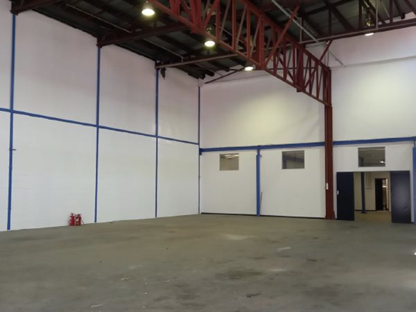 600  m² Industrial space