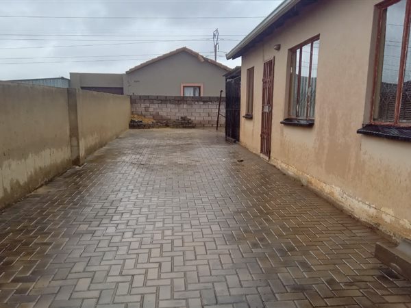 3 Bedroom House 3 Bedroom House