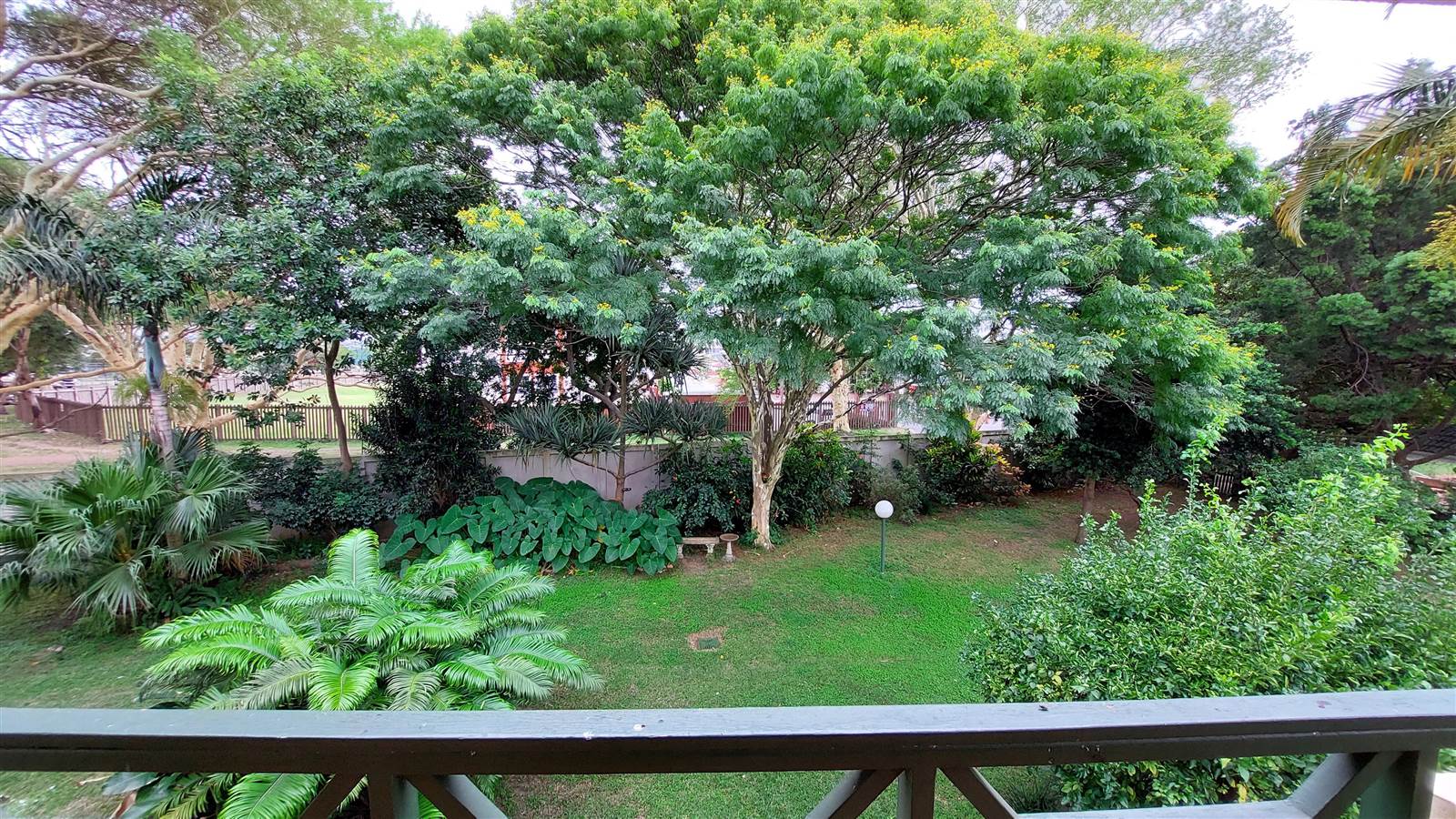 2 Bed Apartment in Mt Edgecombe photo number 18