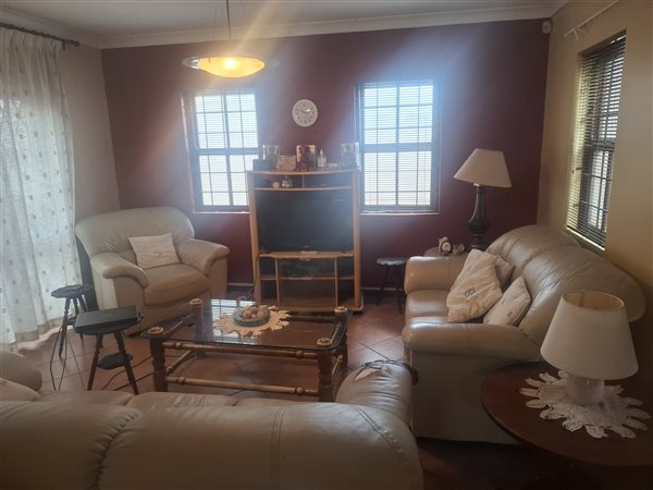 3 Bedroom House 3 Bedroom House