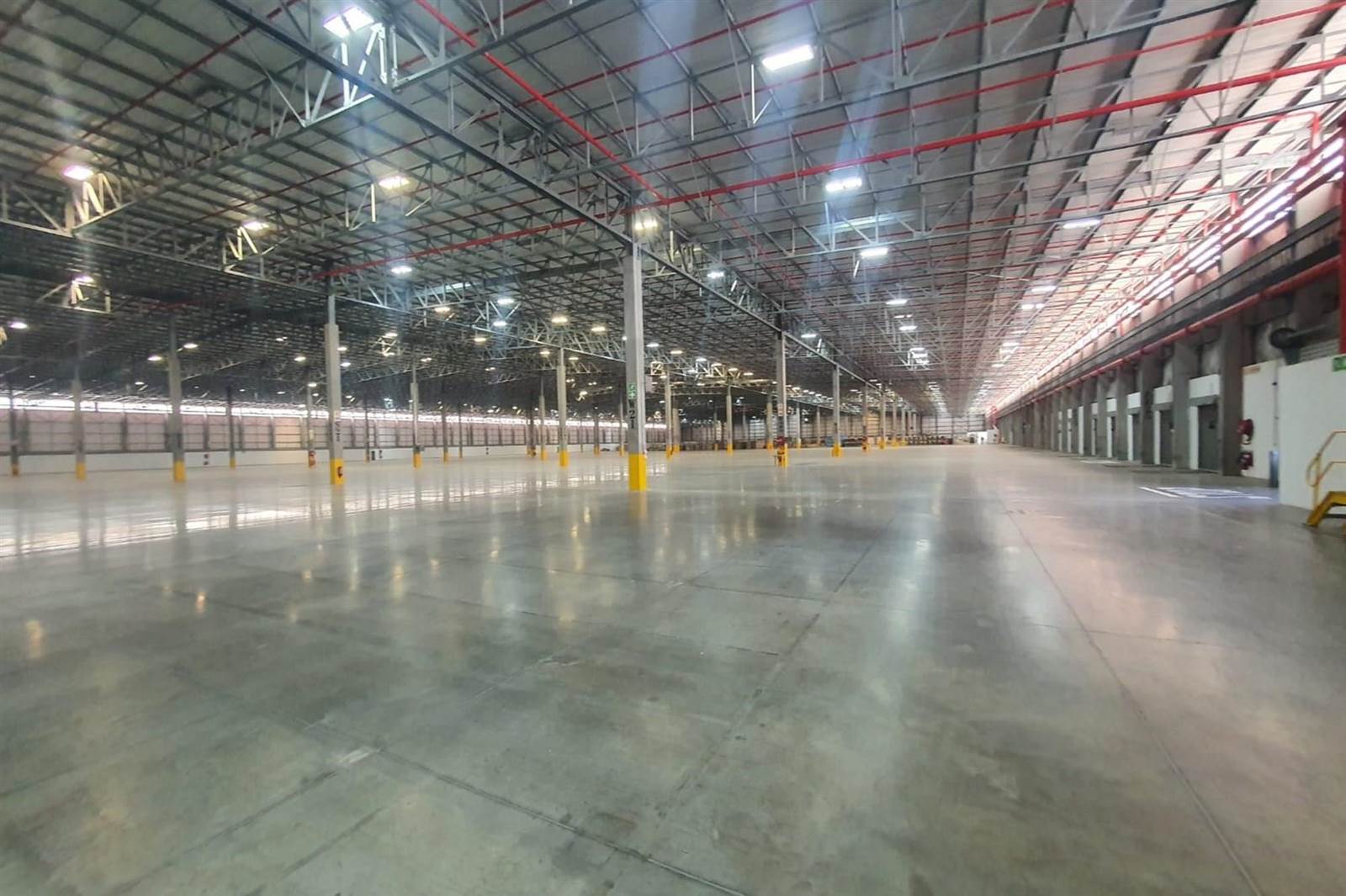 22000  m² Industrial space in Coega photo number 12