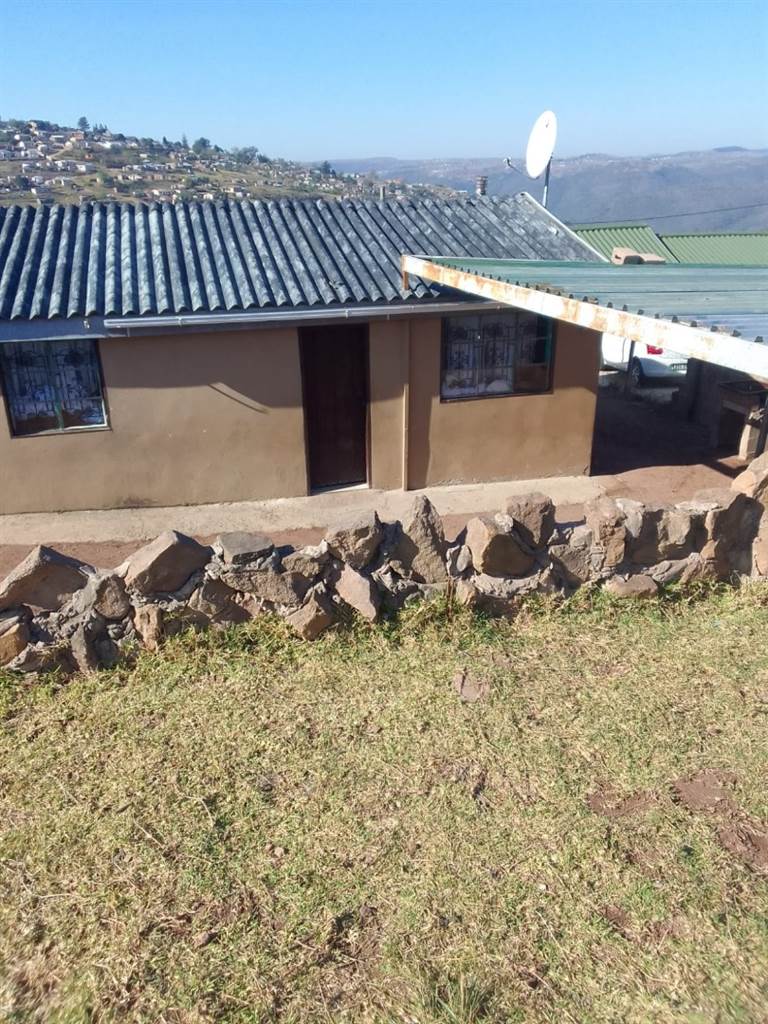 2 Bed House in Mpumalanga photo number 3