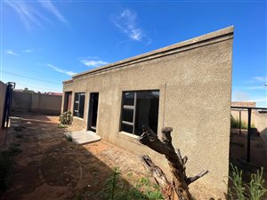 3 Bed House in Palmridge
